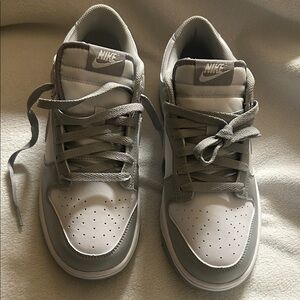 Nike Men's White and Gray Sneakers